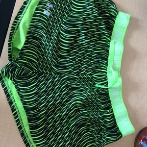 patterned running shorts